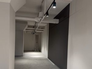 Безповітряне фарбування складських приміщень